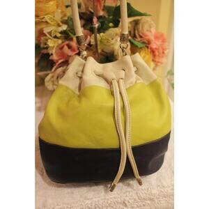 BRIGHTON BRODY DRAWSTRING BUCKET BAG PURSE (pu500